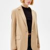 Feminine-cut Blazer