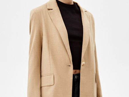 Feminine-cut Blazer