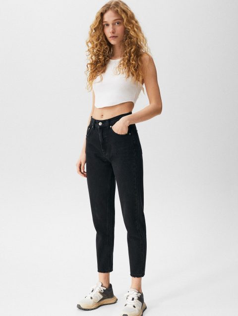 Basic Mom Jeans