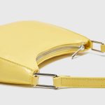 Shoulder Bag With A Mock Croc Finish - Image 4
