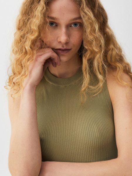 Sleeveless Ribbed Short Dress - Image 3