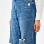 Ripped Wide-Leg ’90s Jeans - Image 2