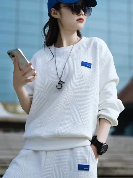 2025 Spring and Autumn New Women’s Loose Casual Sportswear Set High-end Fashionable Sweater Reducing Sweater Two-piece Set