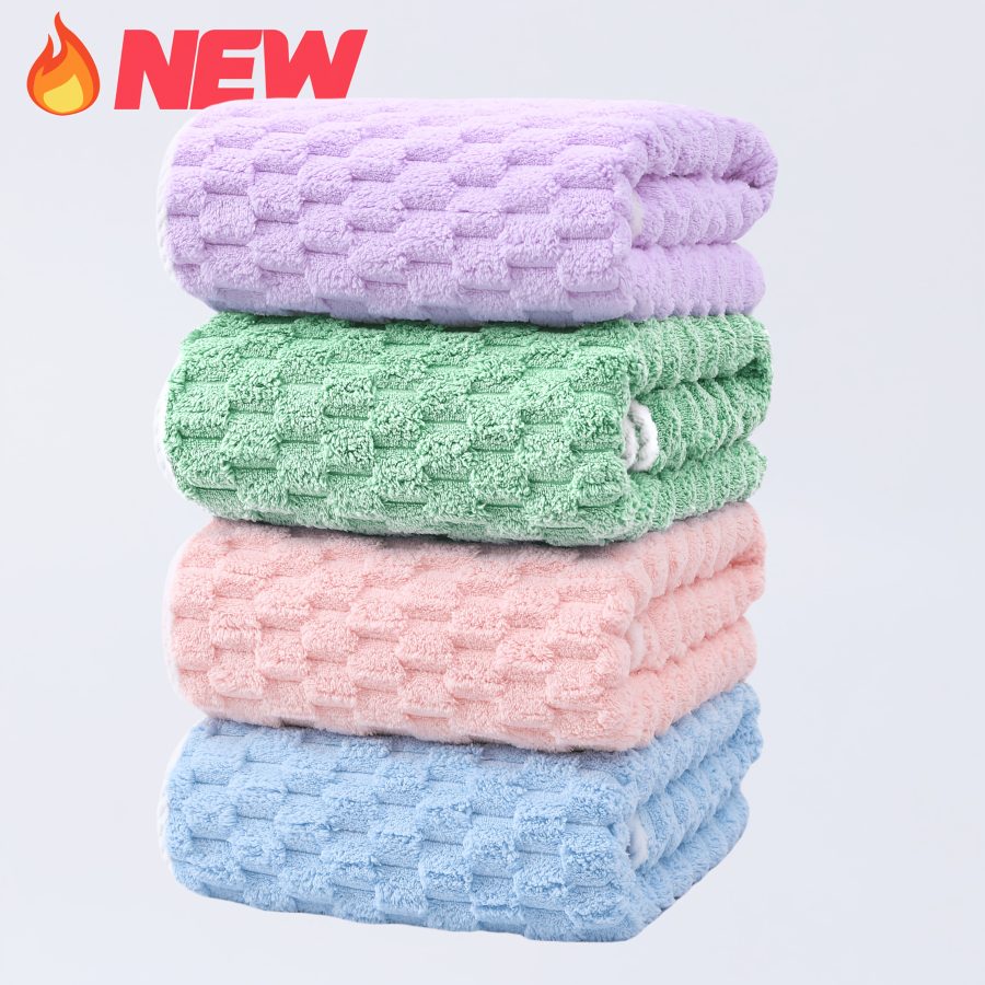 Pack Of 4 Waffled Super Soft Bath Towels - Super Absorbent Quick-Drying Microfiber Towels for Adults - 80% Polyester, 20% Polyamide - Suitable for Spa, Fitness, Travel & Everyday Use - Perfect Gift for Home & Gym - Image 15